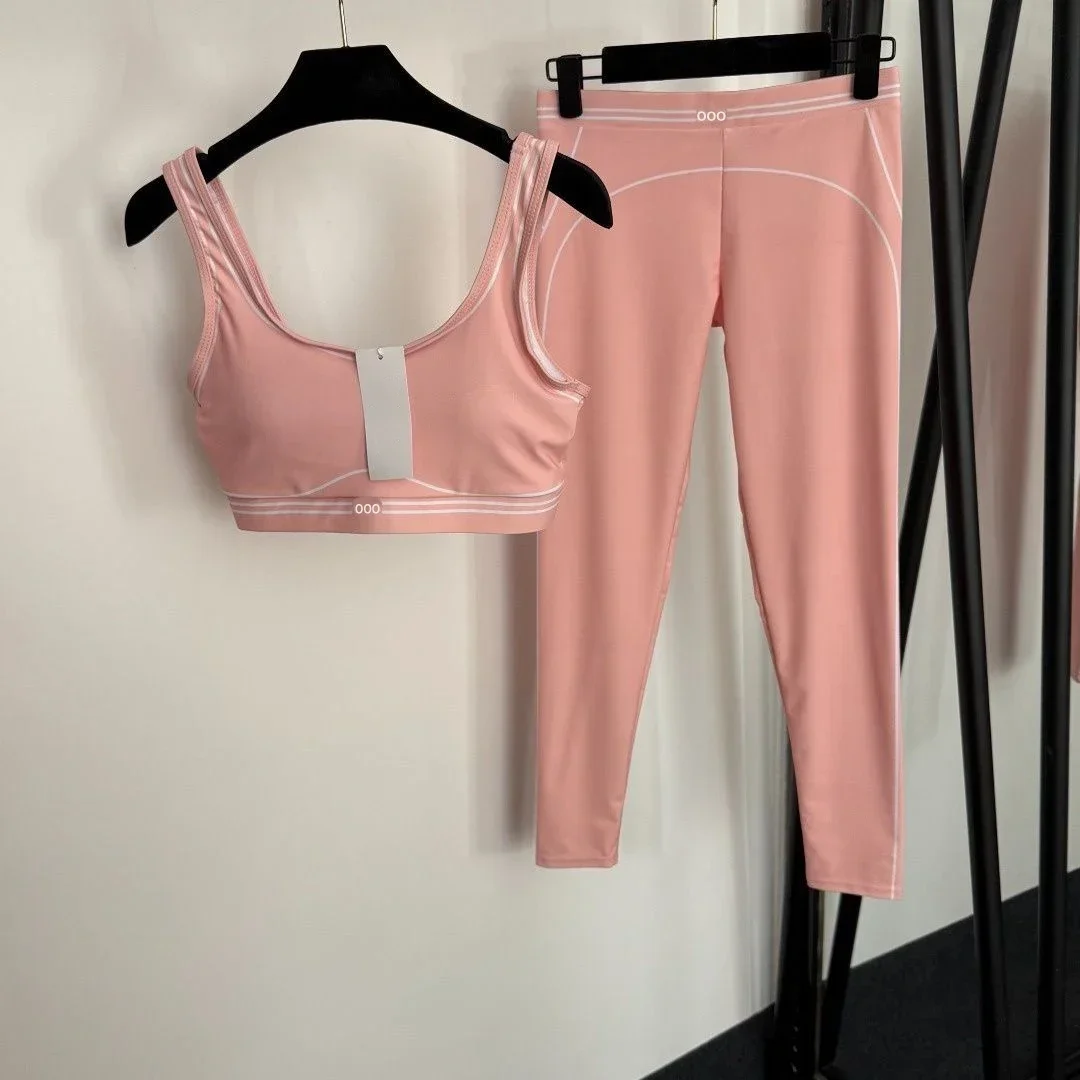 Pilate Yoga Workout - タンクトップとパンツのツーピース、通気性のあるストレッチ素材のカジュアルランニングスポーツアクティブウェア、ワークアウトウェア、女性用ヨガピラティスフィットネスセット