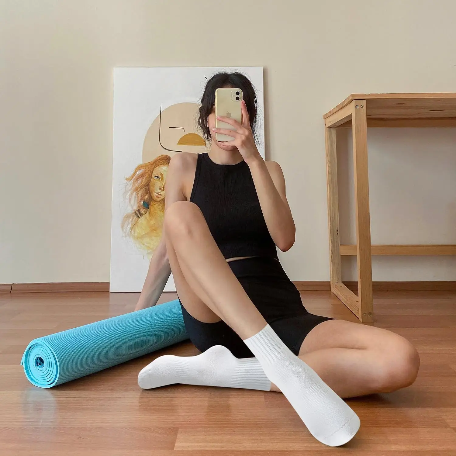 女性用ヨガソックス4足、ソリッドカラーのミッドソール滑り止め - Pilates & Yoga Training Center のレビューと価格